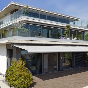 Metal compact venetian blind MV 90 Metal compact venetian blind MV 90